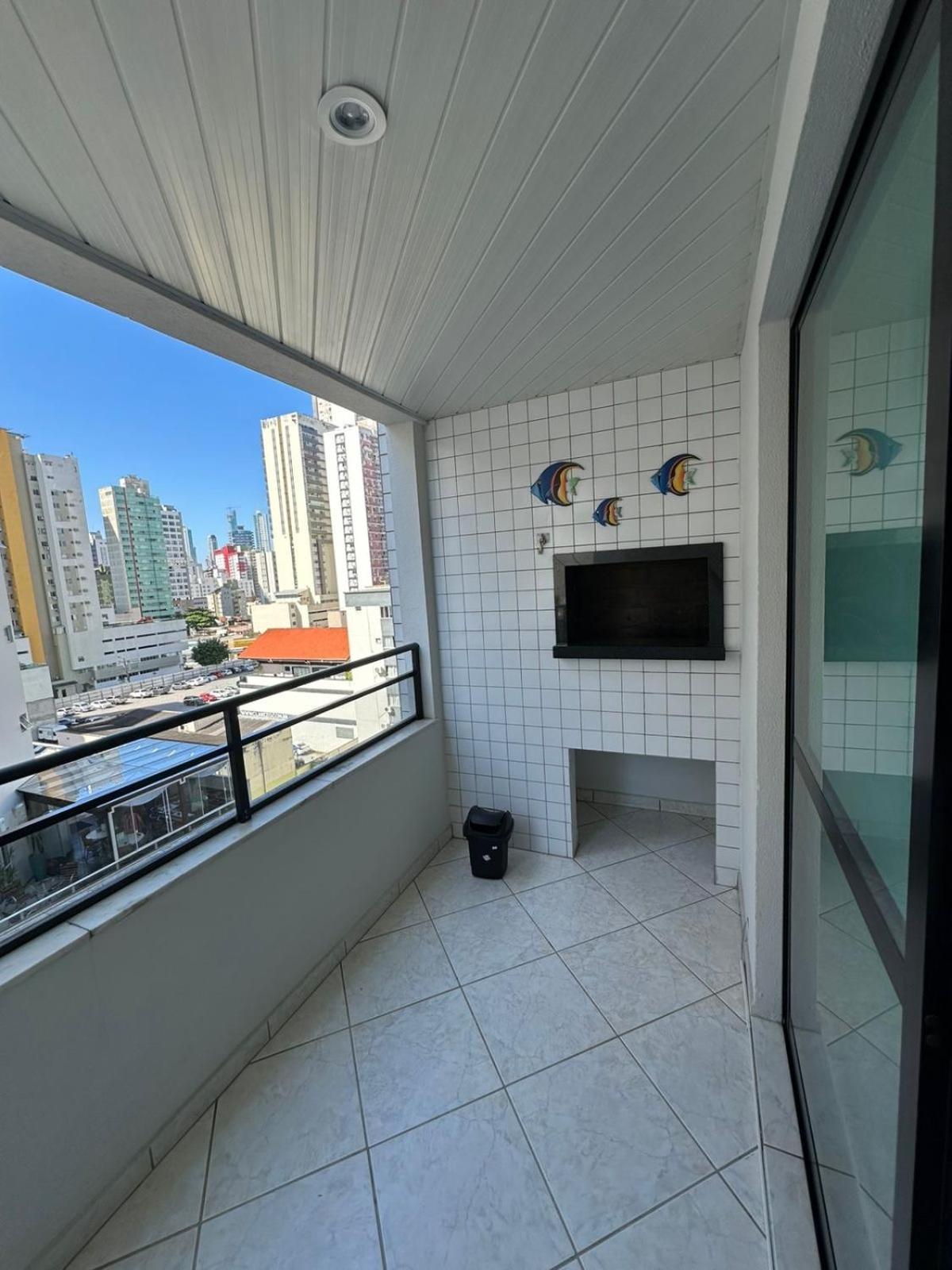 Apartamento No Centro De Bc Proximo Ao Calcadao